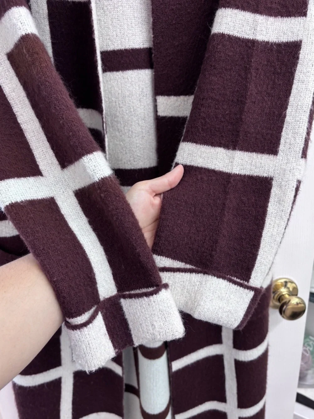 Lost + Wander Grid Plaid Open-Front Long Cardigan in Brown and Cream - SIZE M/L - Picture 12 of 14